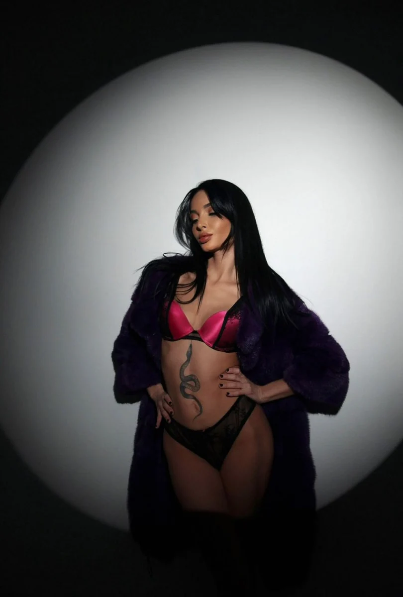 Дамира эскорт в городе Минск